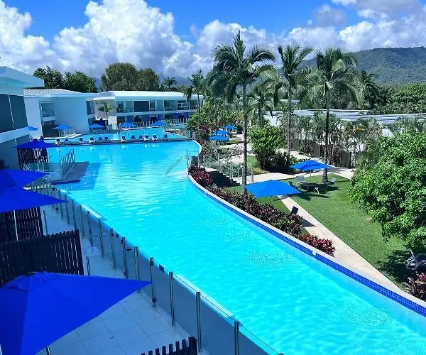 Pool Resort